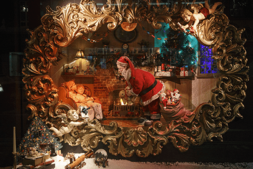 Fortnum-Mason-Christmas-Window-Display-Yasemin-Richie-2-500x333