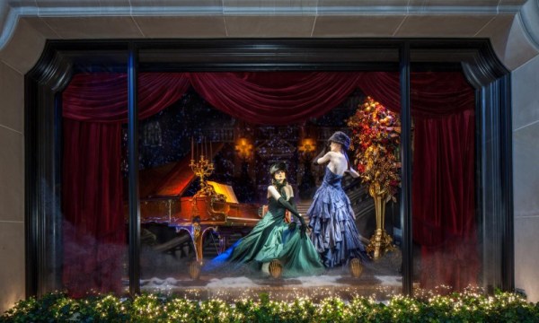 ralph_lauren_mad_ave_window_1-800x481
