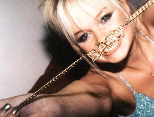 8d40a69835acc606126e8bdc61df249c