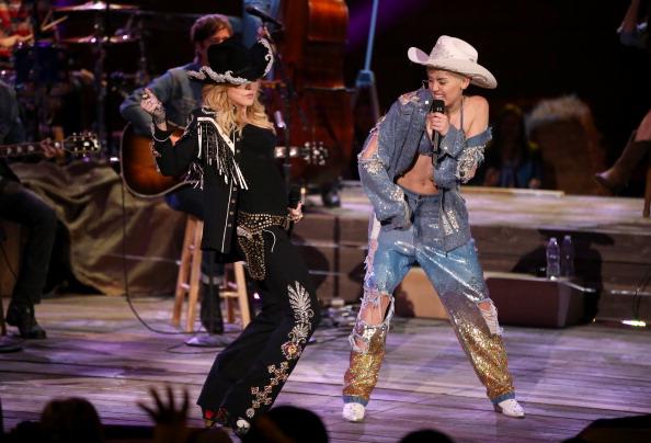 miley-cyrus-madonna-mtv-unplugged