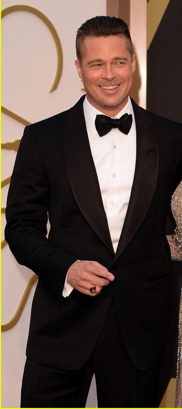brad-pitt-angelina-jolie-oscars-2014-red-carpet-04-5e5a8