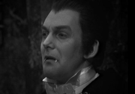 the-chase-5-dracula-greets-barbara-and-vicki-copy