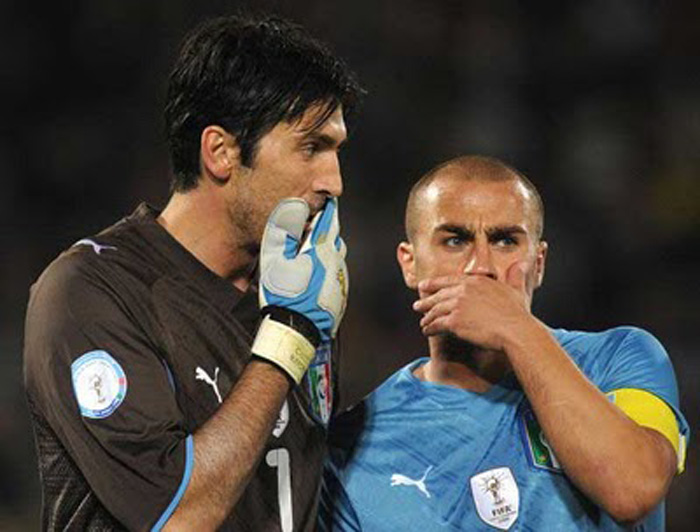 2010 I Campioni in carica si fanno buttare fuori dalla Slovacchia, uscendo al primo turno.