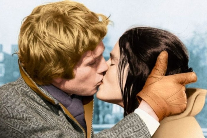 La Love Story tra il collegiale di Harvard, Ryan O'Neal, e la studentessa di ceto basso, Ali MacGraw, colta da leucemia fulminante. (1970)