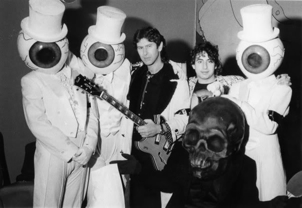 Gli iconici caschi-oculari de The Residents 