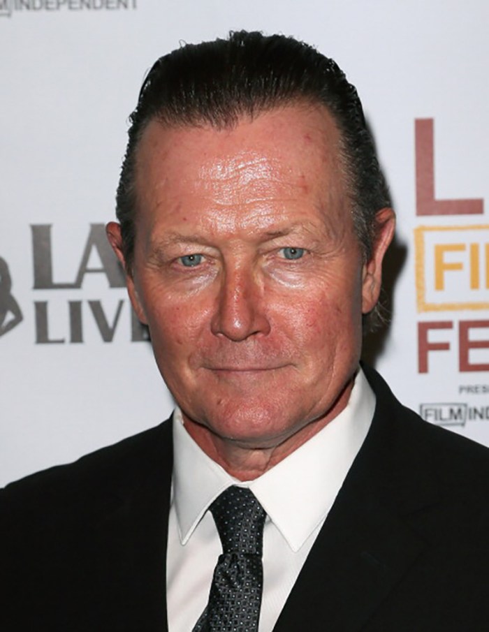 Che oggi, dopo aver collezionato una vasta gamma di facce, sculaccia la monella Linda Lovelace in veste di suo scandalizzato papà.