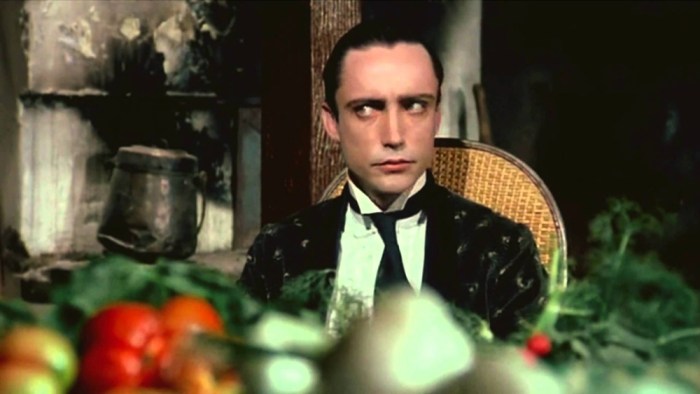 Udo Kier in Dracula cerca sangue di vergine... e morì di sete!!! (1974) prodotto da Andy Warhol