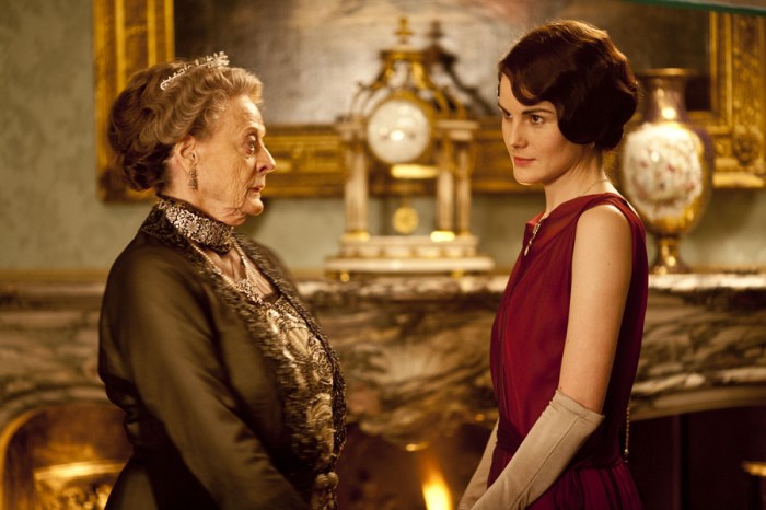 Downton Abbey 4: Le blasonate gesta della famiglia Grantham continuano dal 9 dicembre su Rete 4. 