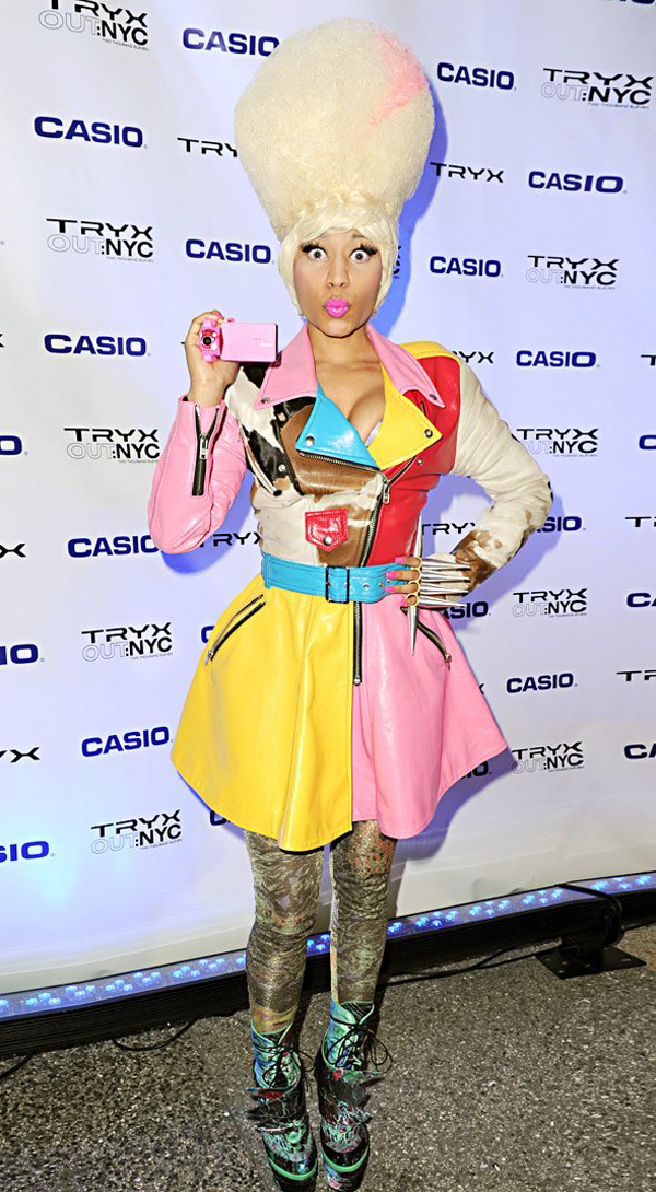 nicki-minaj-590km0408